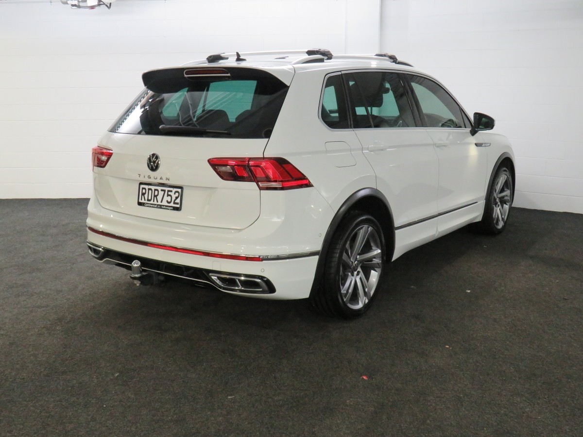 Volkswagen Tiguan R-Line 2WD TSI