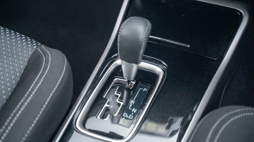 2020 Mitsubishi Outlander 18