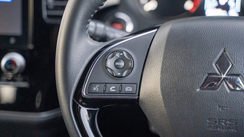 2020 Mitsubishi Outlander 13