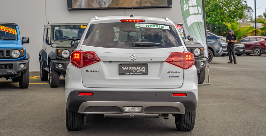 2025 Suzuki Vitara 4