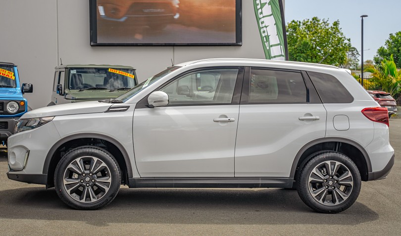 2025 Suzuki Vitara 5