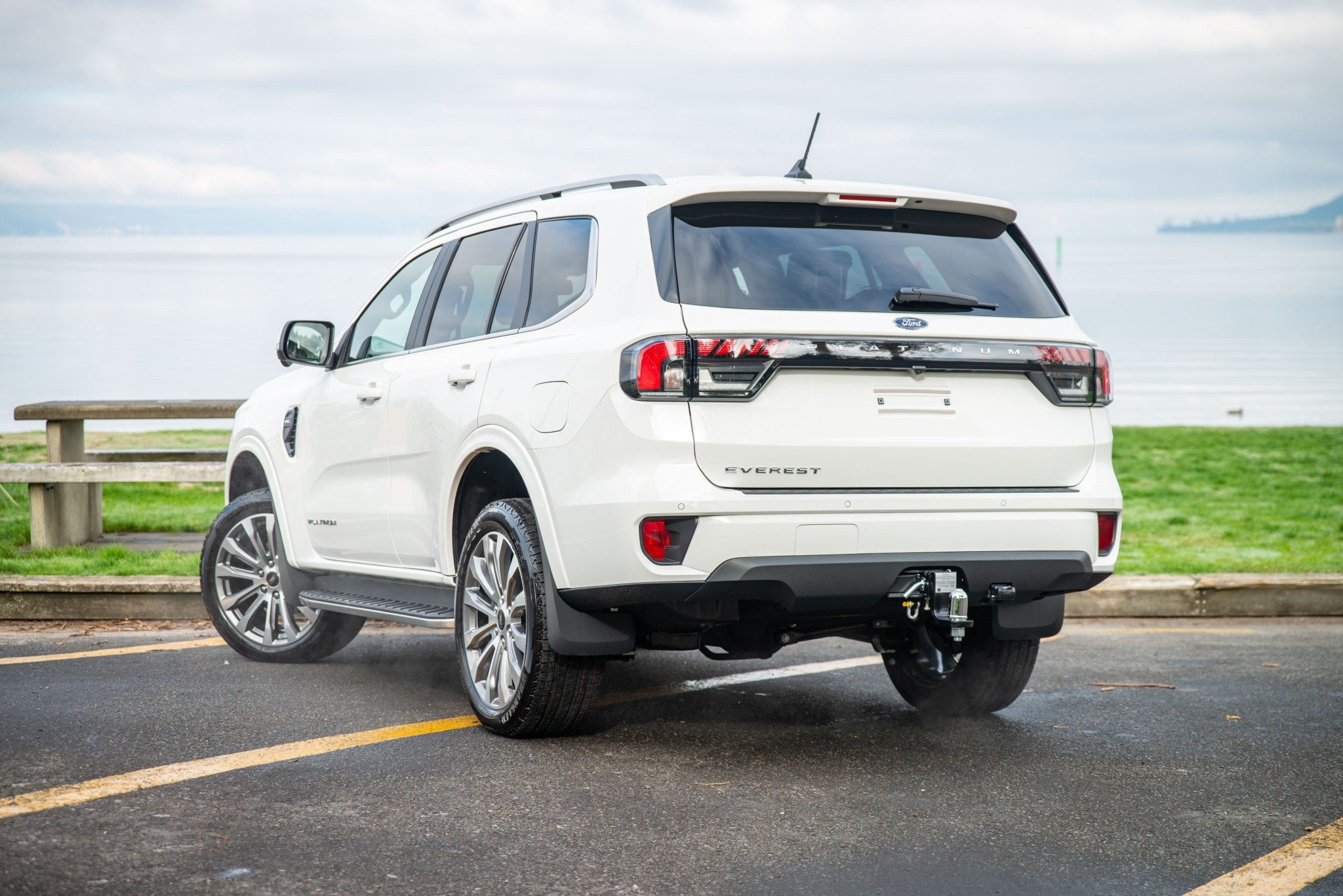 2025 Ford Everest Platinum 3.0D/4WD