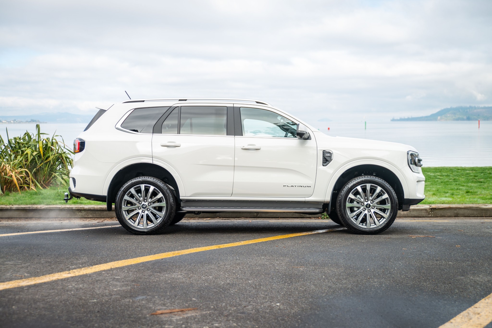 2025 Ford Everest Platinum 3.0D/4WD
