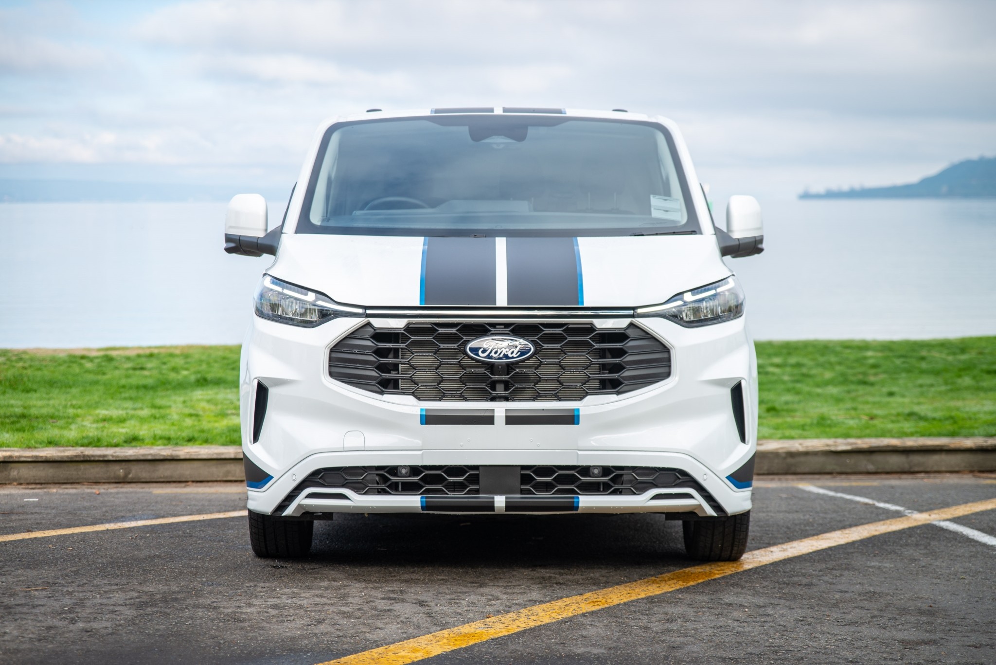 2025 Ford Transit Custom 320 Sport AWD