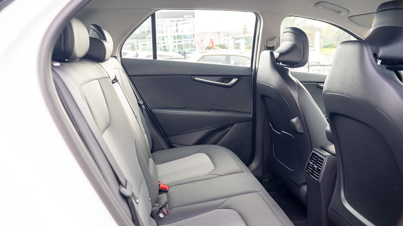 2024 Kia Niro 16