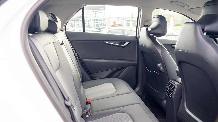 2024 Kia Niro 16