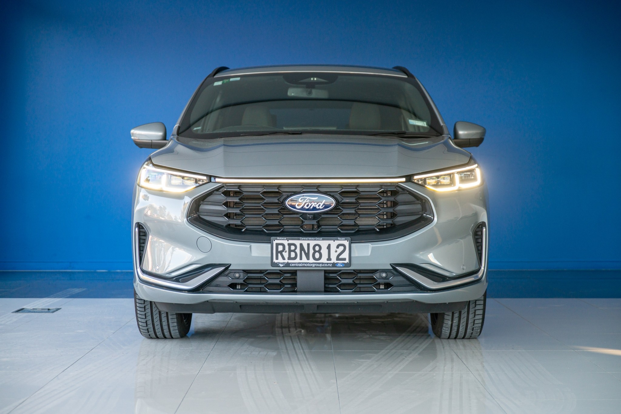 2025 Ford Escape St-Line X Awd Fhev 2