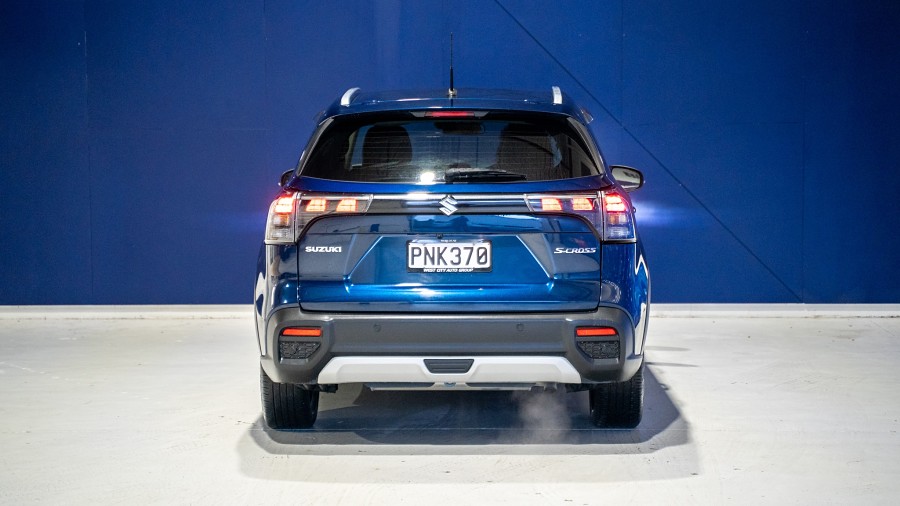 2022 Suzuki S-Cross 4