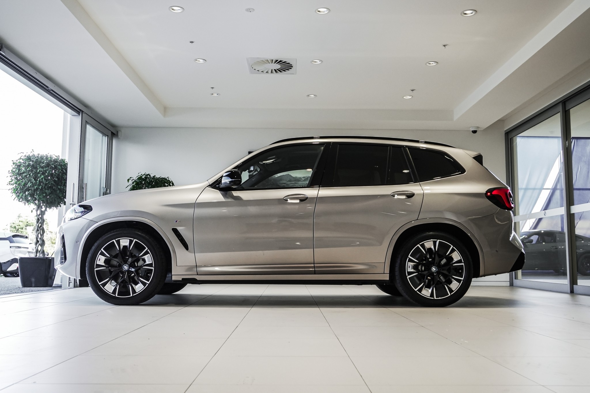 BMW iX3 M Sport