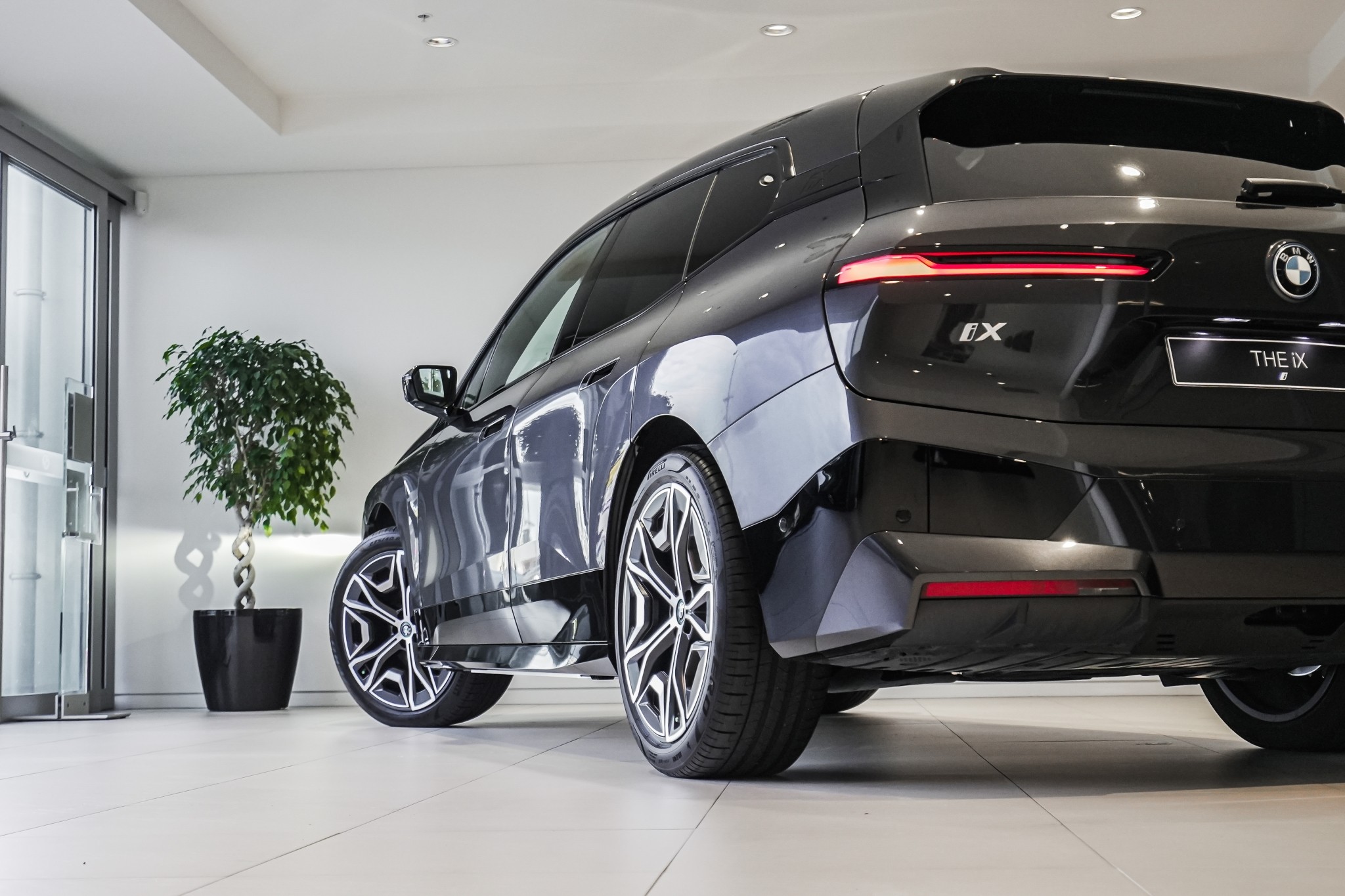 BMW iX IXdrive50