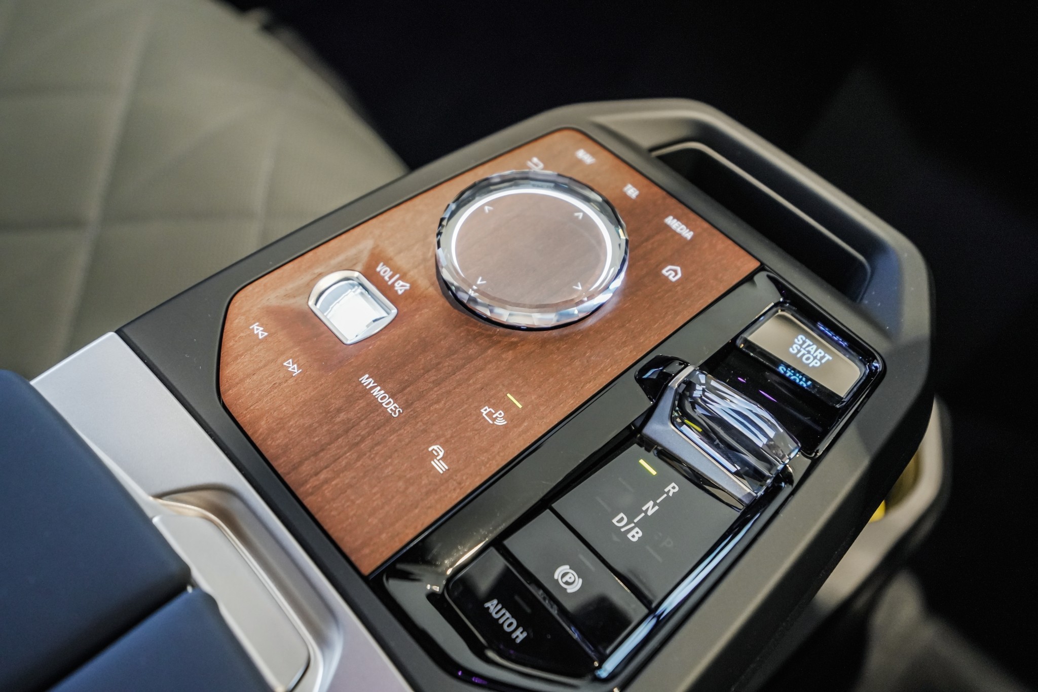 BMW iX IXdrive50