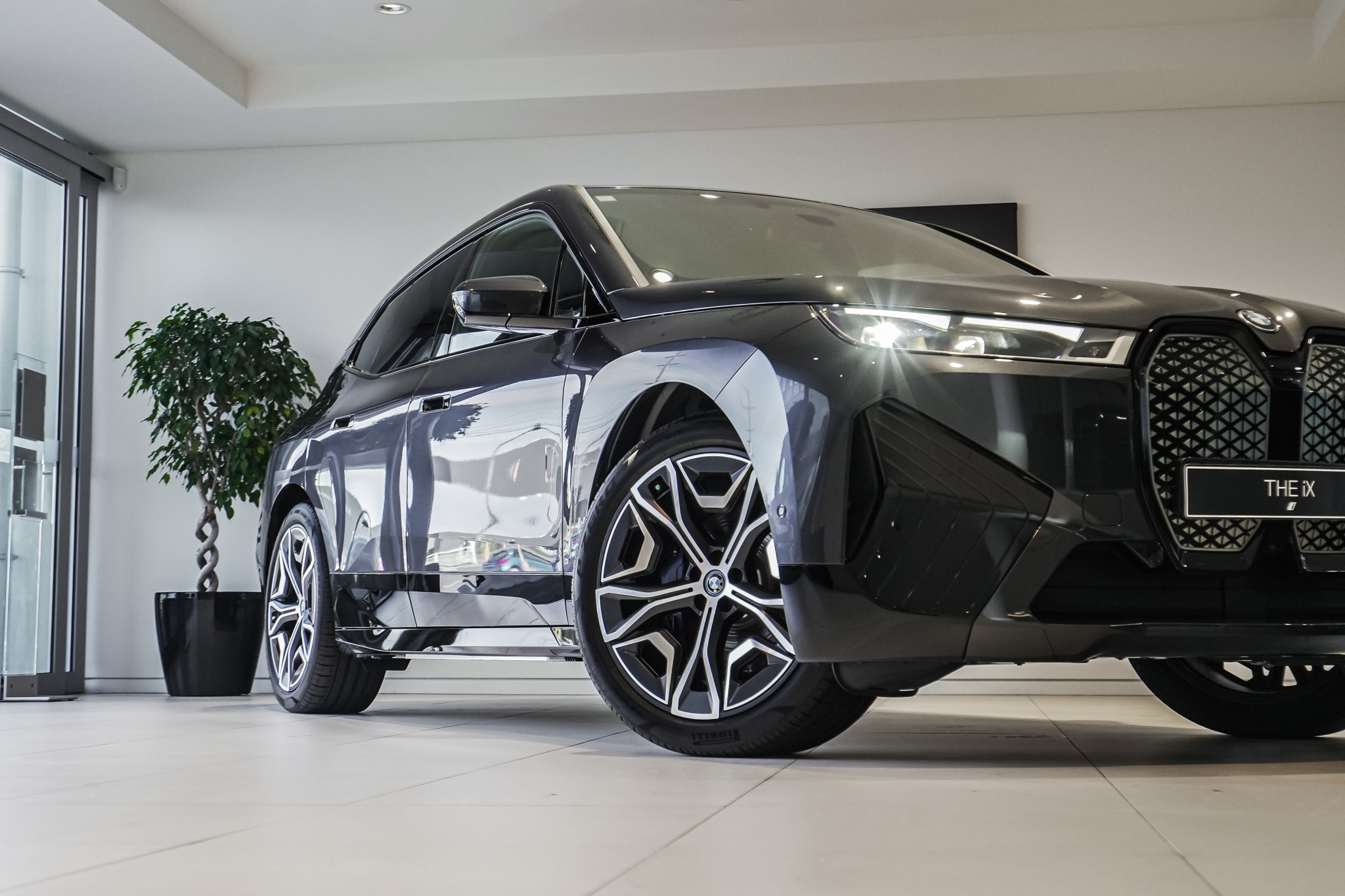 BMW iX IXdrive50