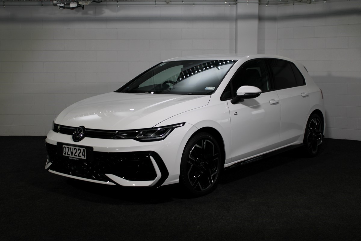 Volkswagen Golf 8.5 R-LINE