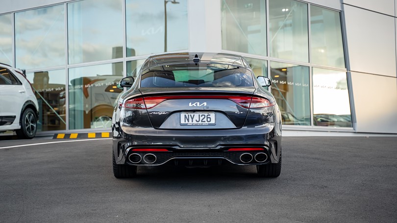2021 Kia Stinger 4