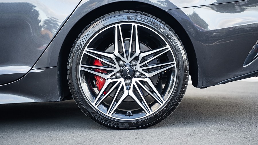 2021 Kia Stinger 7