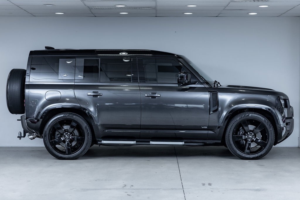 Land Rover Defender 110 V8 5.0Pt/4Wd/8At