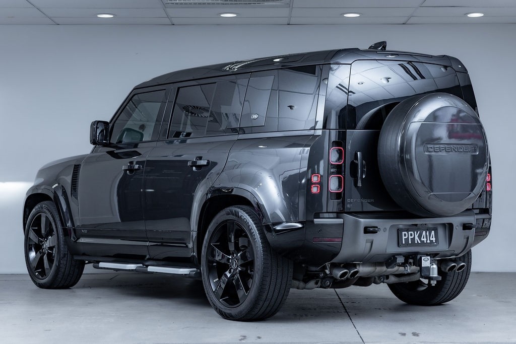 Land Rover Defender 110 V8 5.0Pt/4Wd/8At