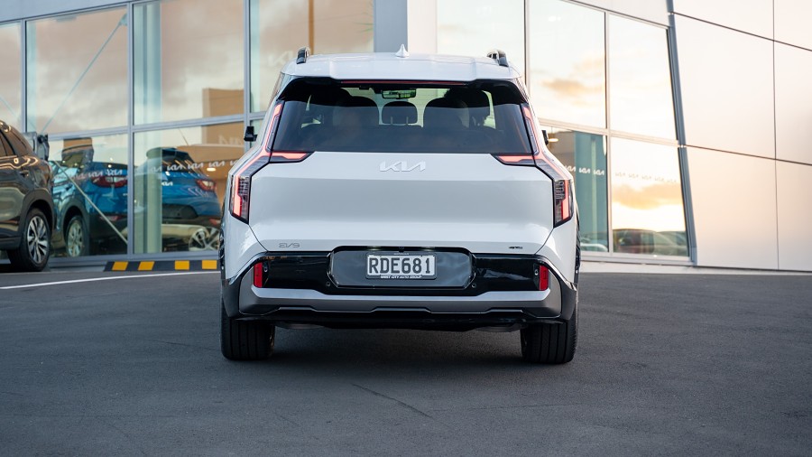 2025 Kia EV9 4