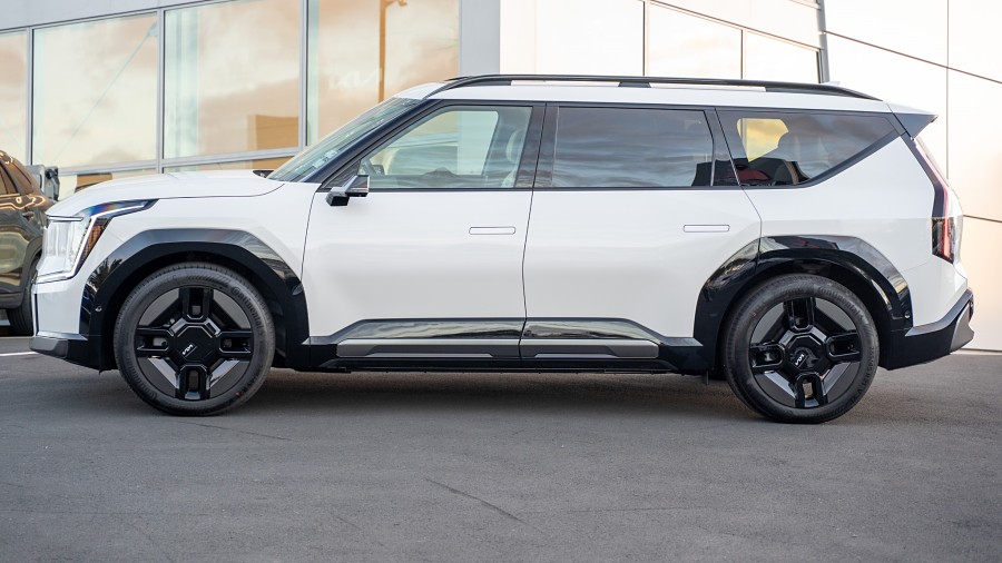 2025 Kia EV9 5