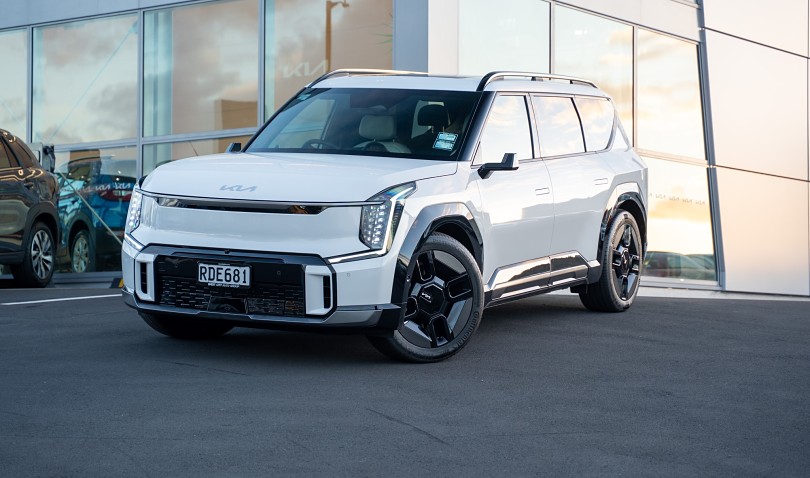 2025 Kia EV9 1