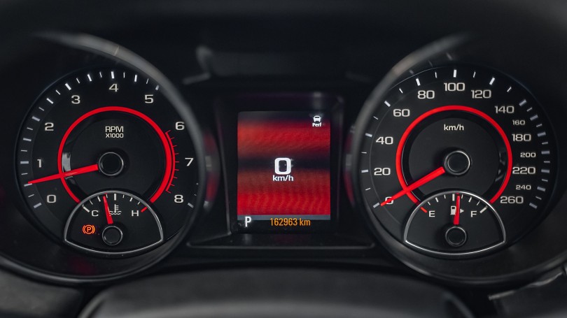 2017 Holden Commodore 12