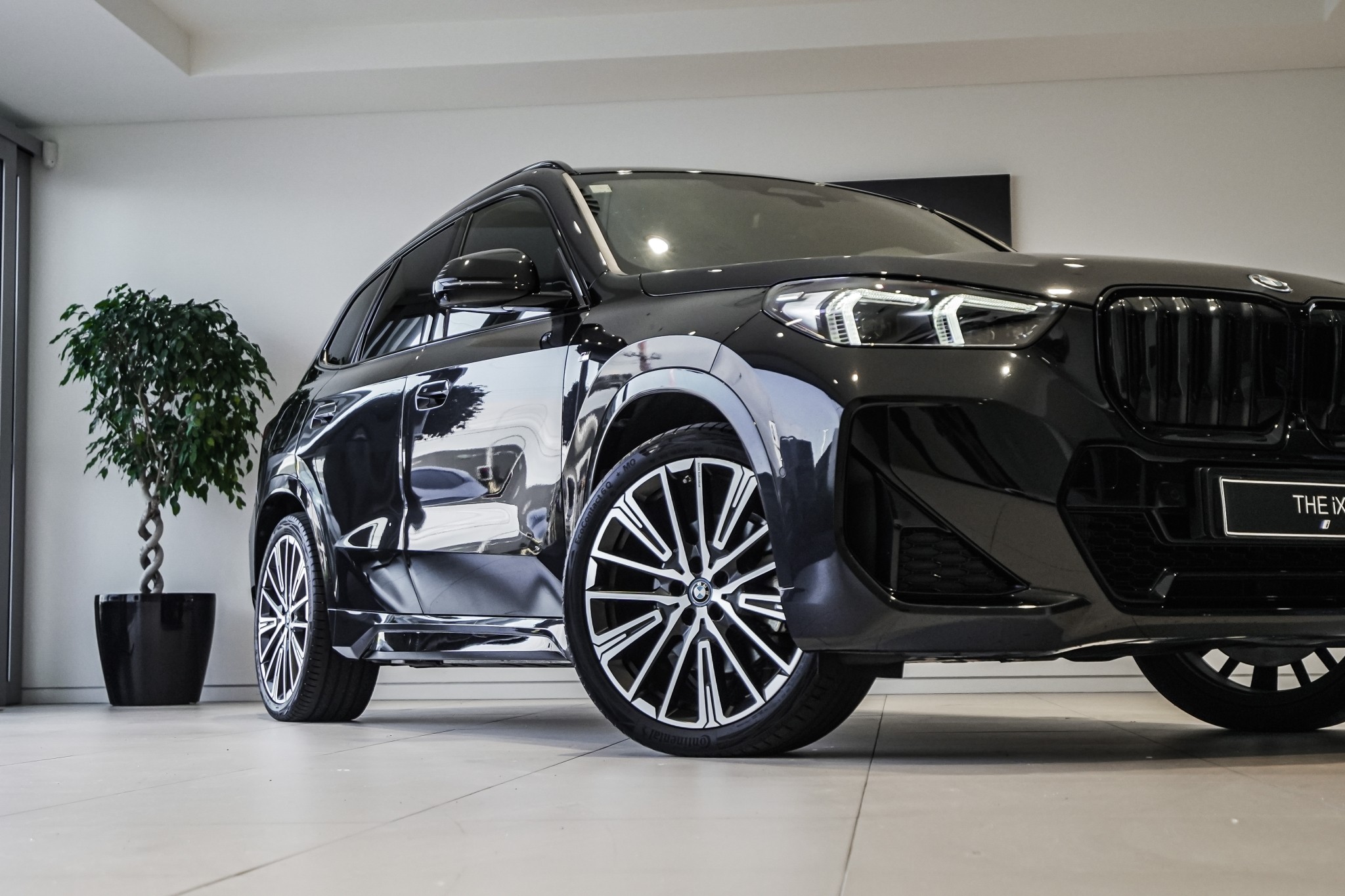 BMW iX1 xDRIVE30 M Sport