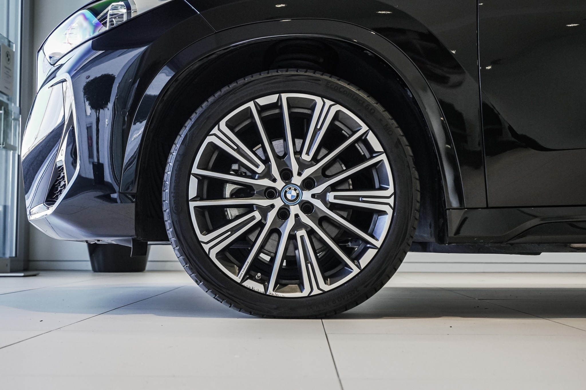 BMW iX1 xDRIVE30 M Sport