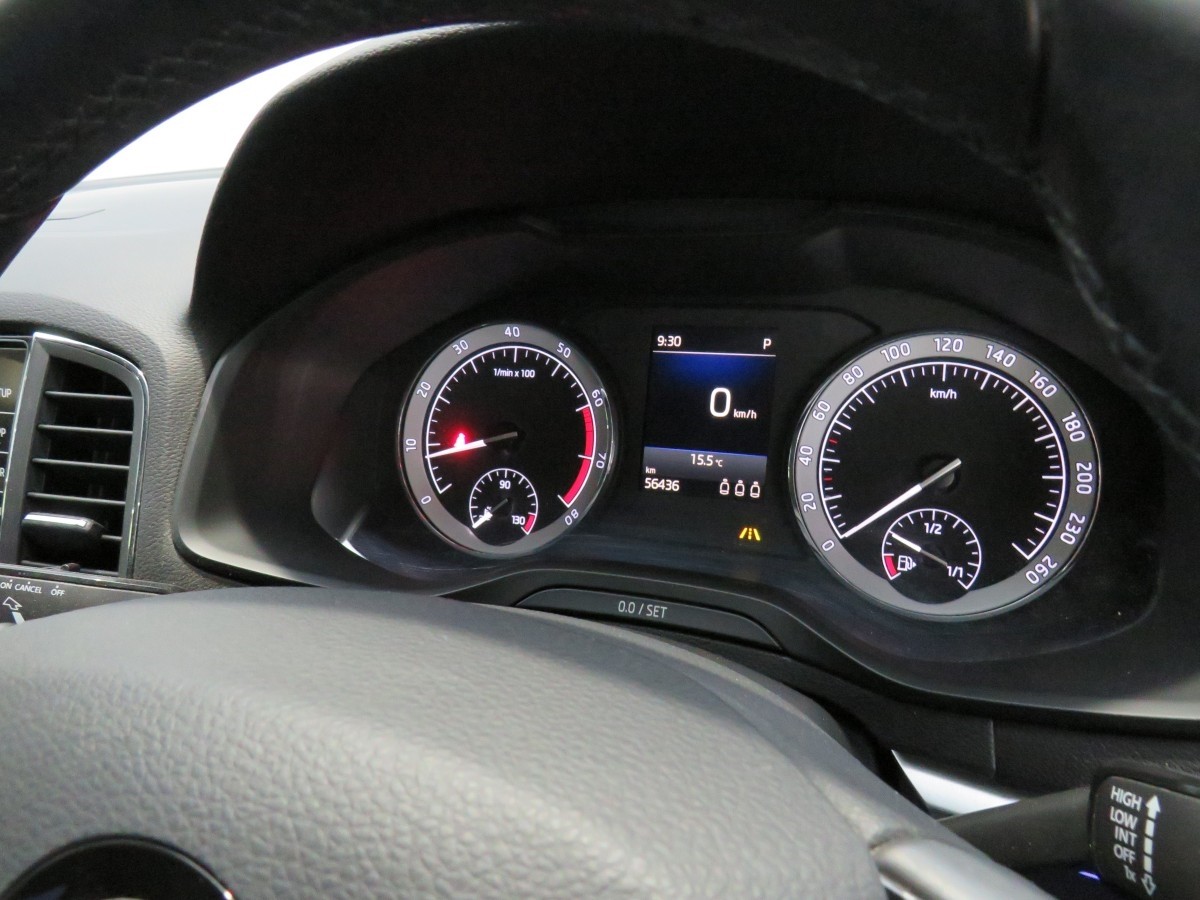 Skoda Karoq AMBITION+ TSI 110KW