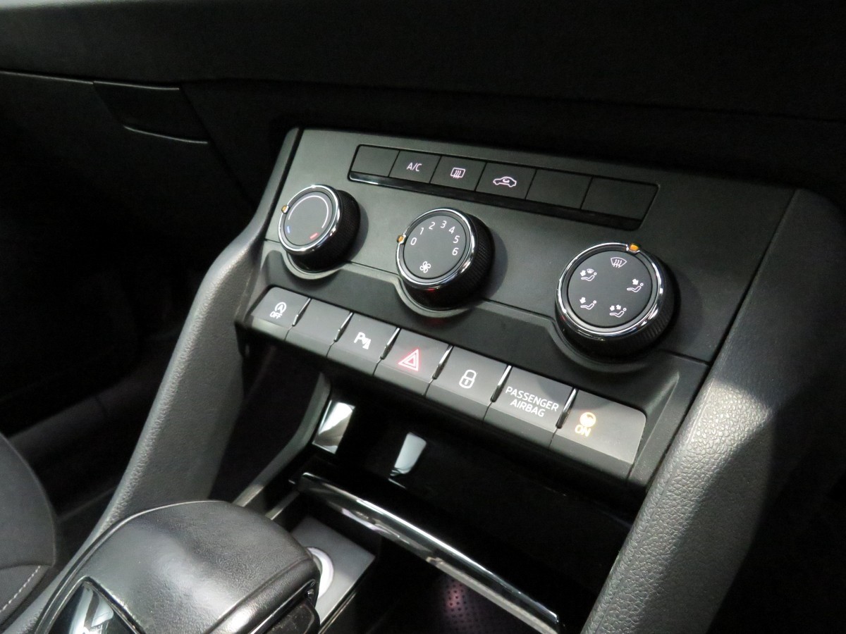 Skoda Karoq AMBITION+ TSI 110KW