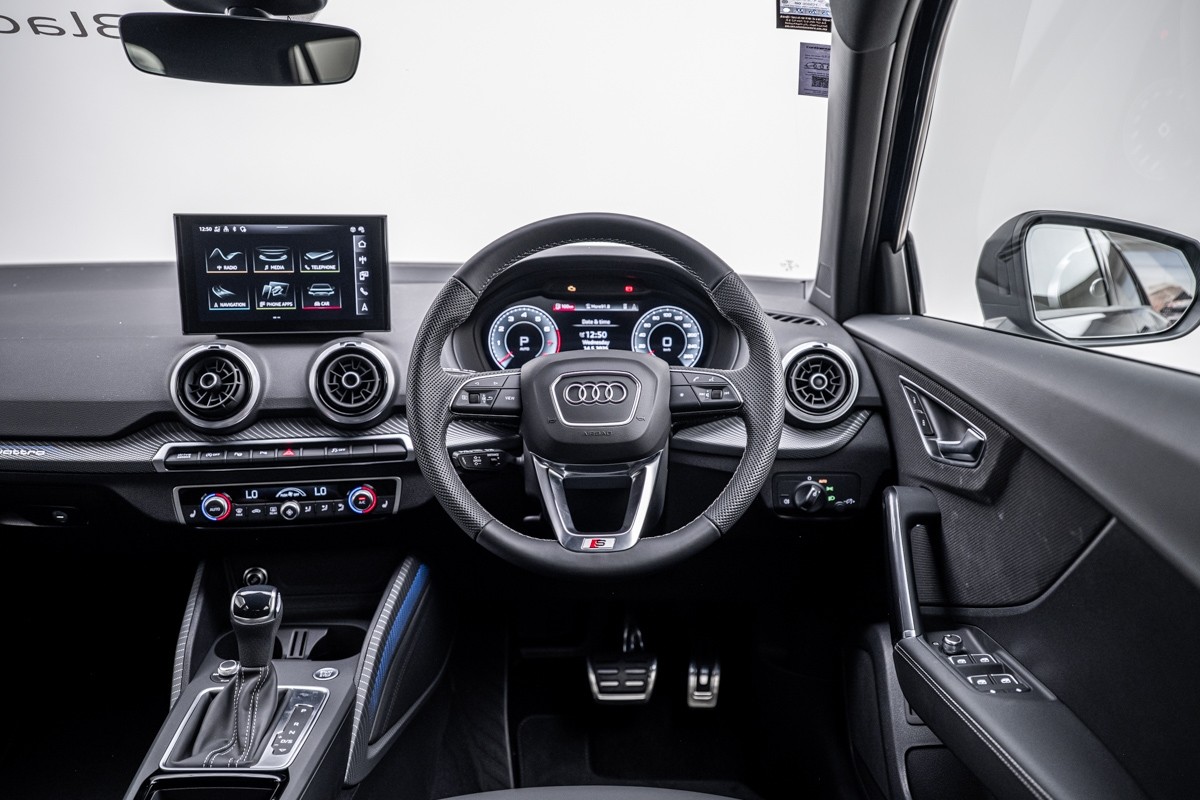 Audi Q2 40 TFSI QUATTRO S LINE