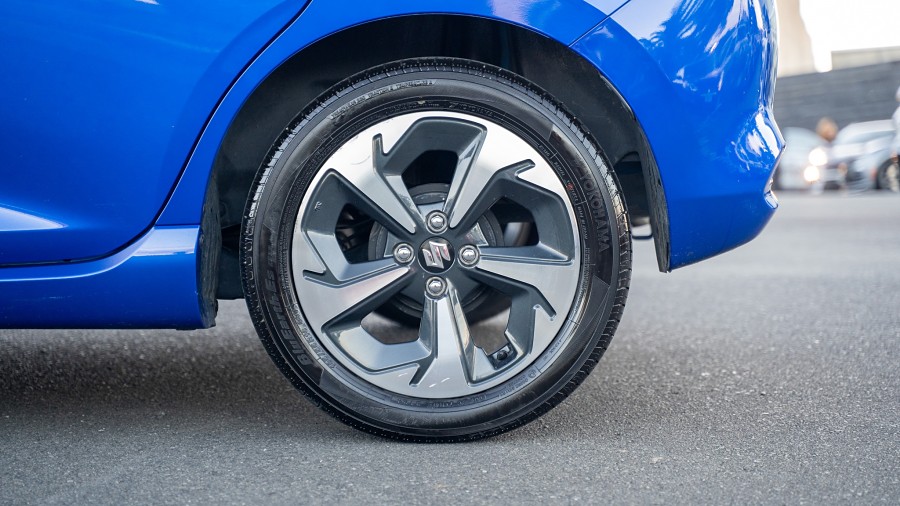 2024 Suzuki Swift 7
