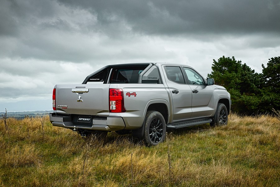 2025 Mitsubishi Triton 2