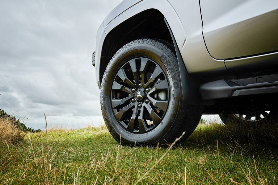 2025 Mitsubishi Triton 3