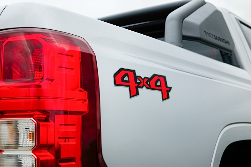 2025 Mitsubishi Triton 5