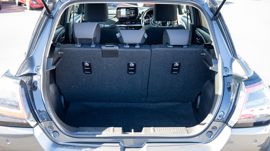 2024 Suzuki Swift 18