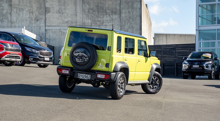 2024 Suzuki Jimny 2