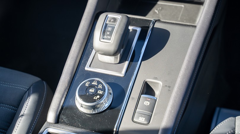 2025 Mitsubishi Outlander 18