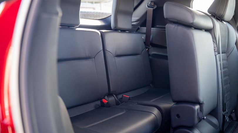 2025 Mitsubishi Outlander 17