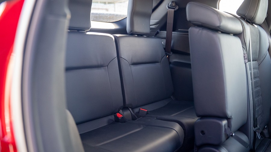 2025 Mitsubishi Outlander 17