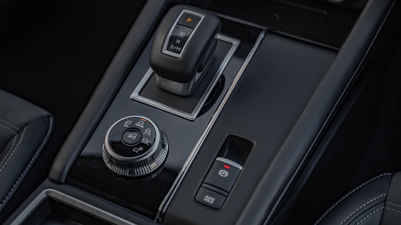 2025 Mitsubishi Outlander 18