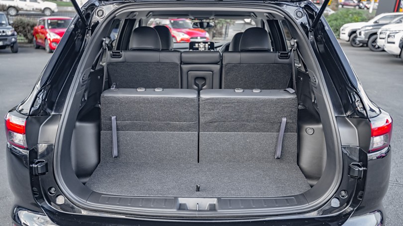 2025 Mitsubishi Outlander 19