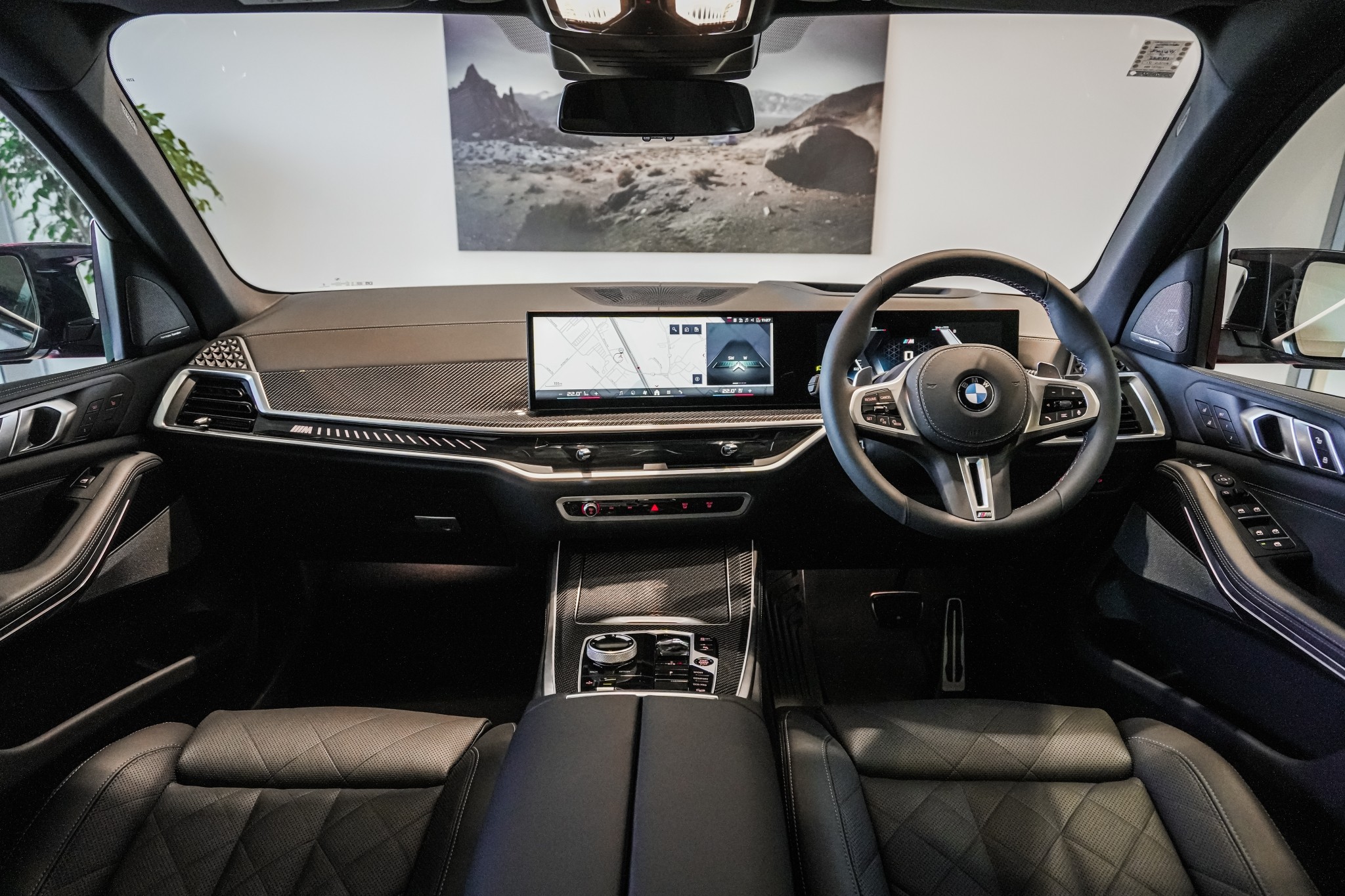 BMW X5 M60i