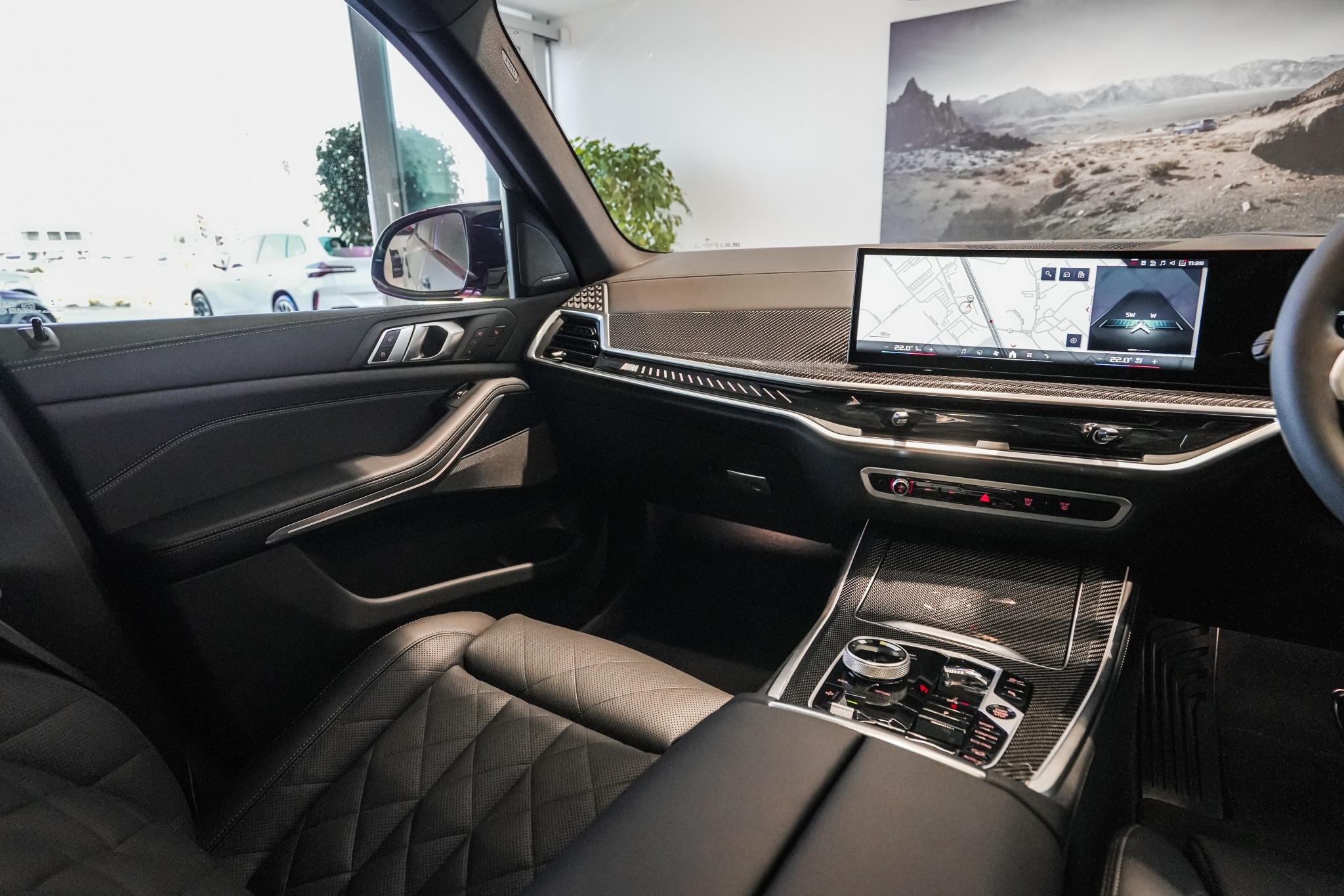 BMW X5 M60i