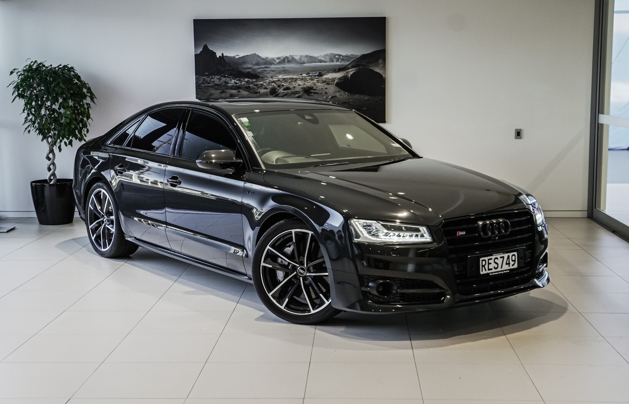 Audi S8 Plus 4.0P/4Wd/8At