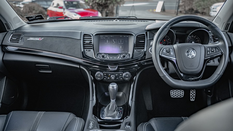 2018 Holden Commodore 10