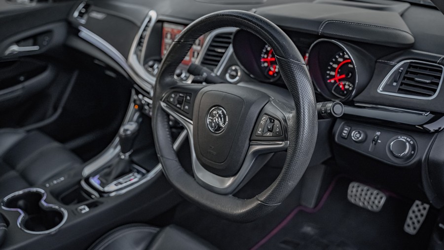 2017 Holden Commodore 9