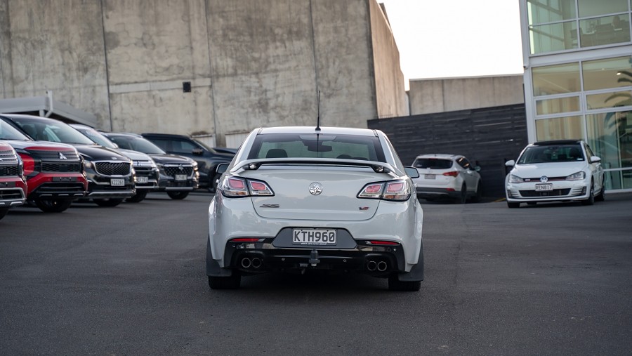 2017 Holden Commodore 4