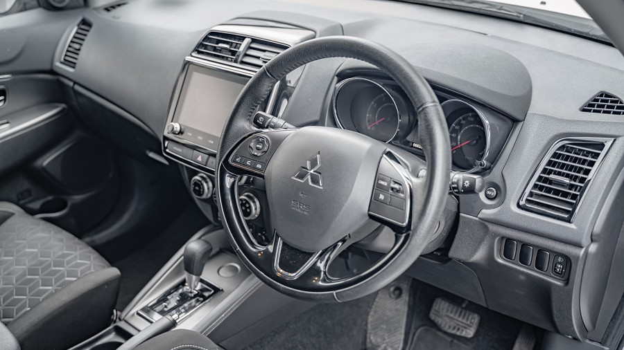 2022 Mitsubishi ASX 9
