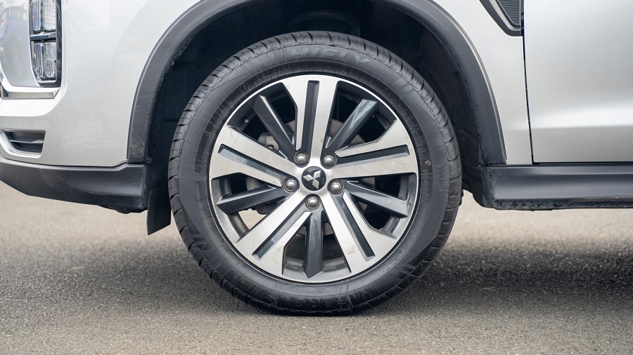 2022 Mitsubishi ASX 6