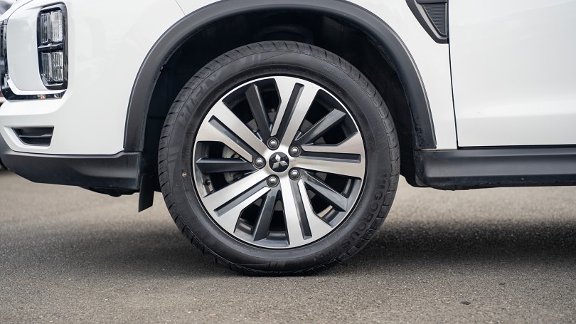 2022 Mitsubishi ASX 5
